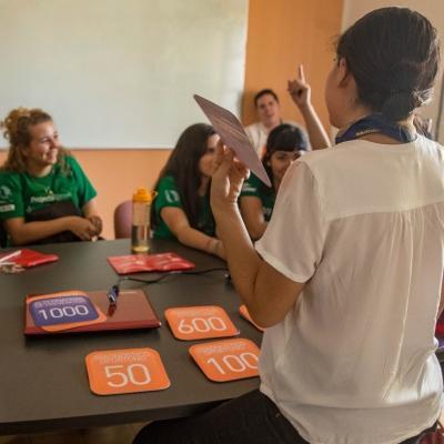 On the Public Health internship for teenagers in Mexico, a Projects Abroad staff member leads a training session. Students take part in a training activity at their Public Health placement for teenagers in Mexico.